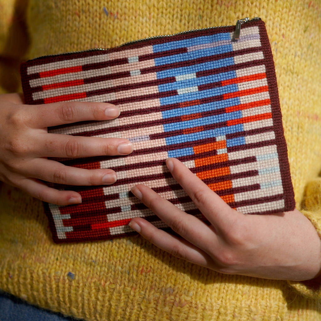 Garnpakke: Langeland Broderi Clutch