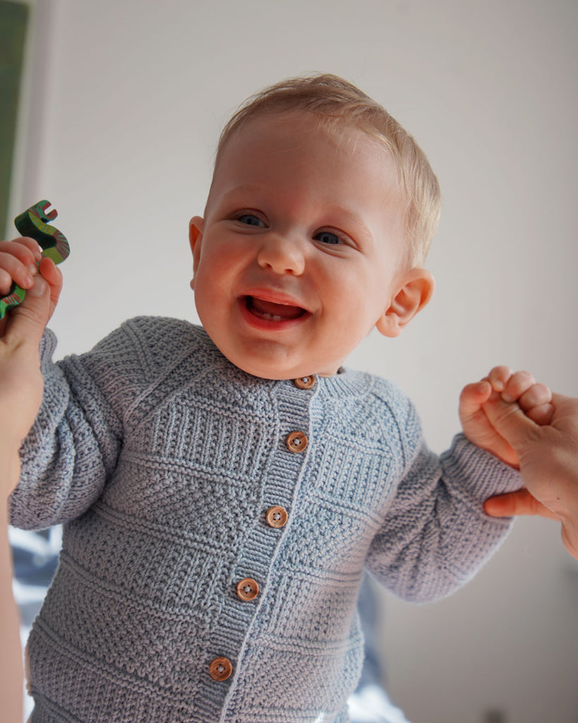 OPSKRIFT: Mykines Strik Cardigan Baby