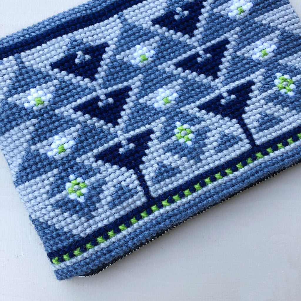 KIT: Khortytsia Broderi Clutch